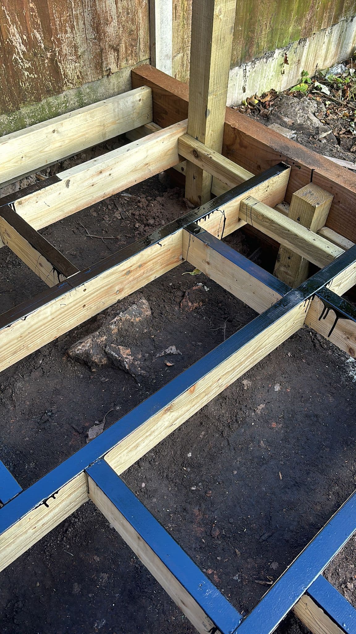 Raised Composite Decking - Photo 11