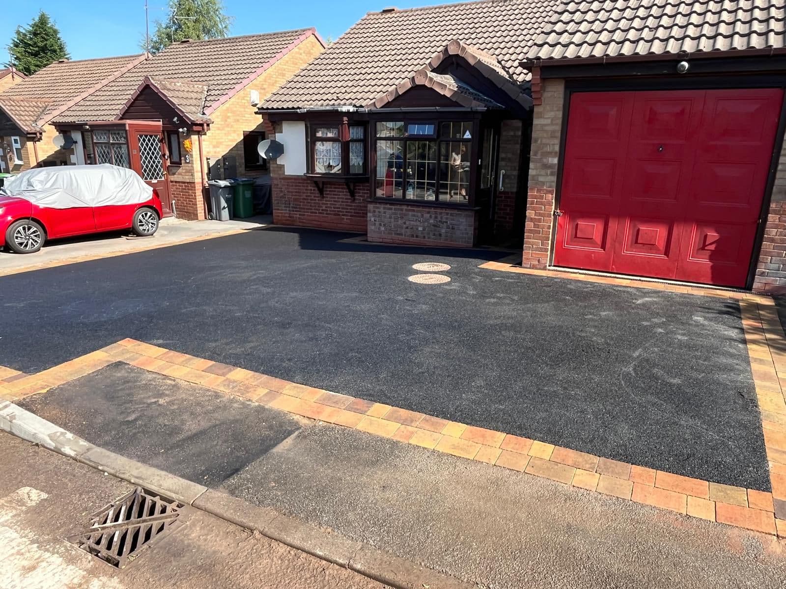 Tarmac Driveway - Photo 25