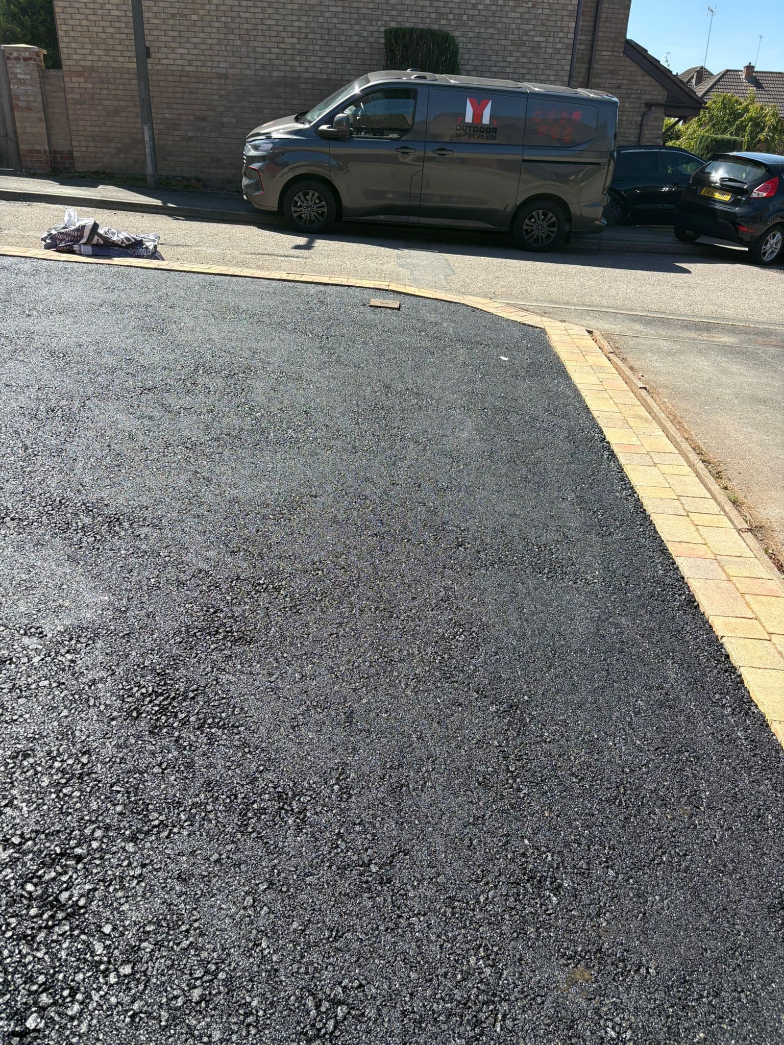 Tarmac Driveway - Photo 9