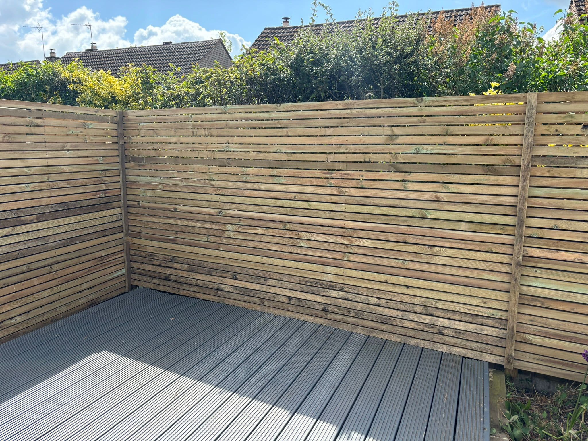 Composite Decking & Fencing - Photo 2