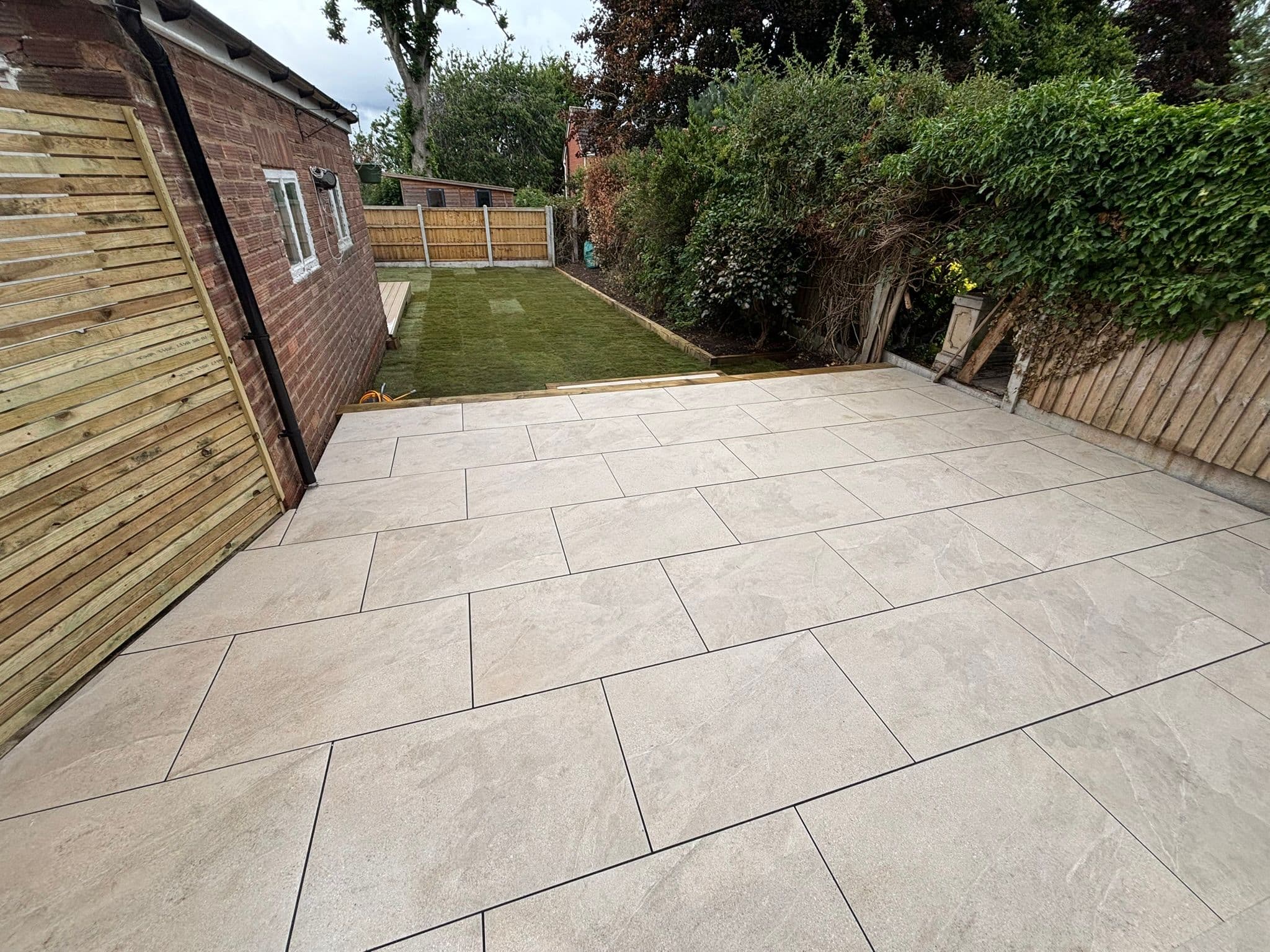 Patio Slabbing & Composite Decking - Photo 11