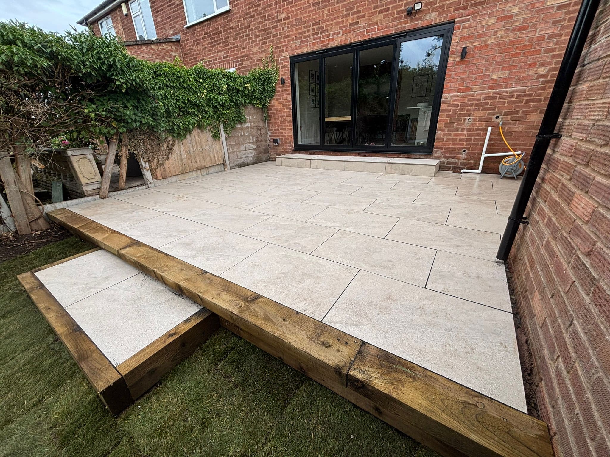 Patio Slabbing & Composite Decking - Photo 24
