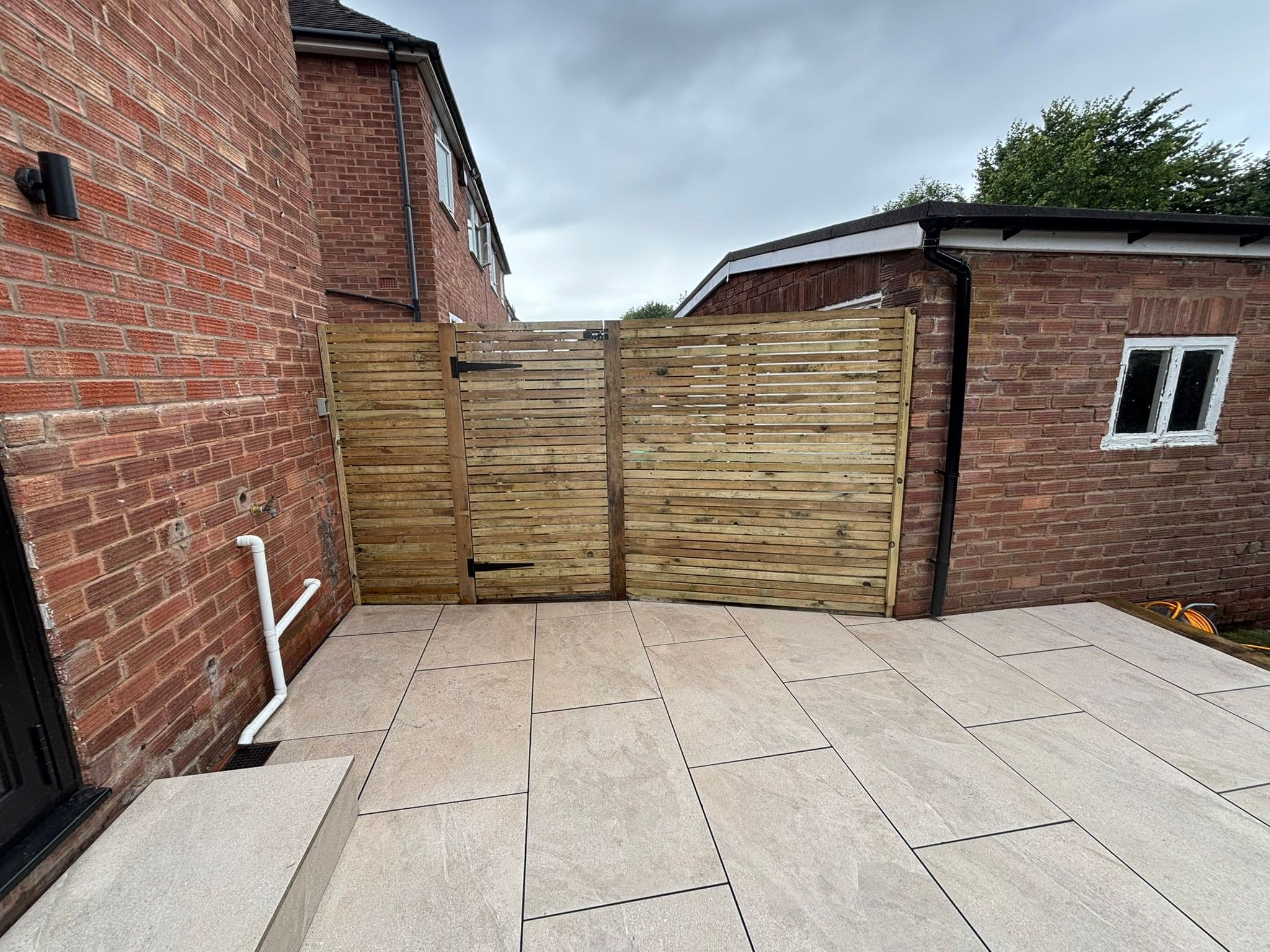 Patio Slabbing & Composite Decking - Photo 6