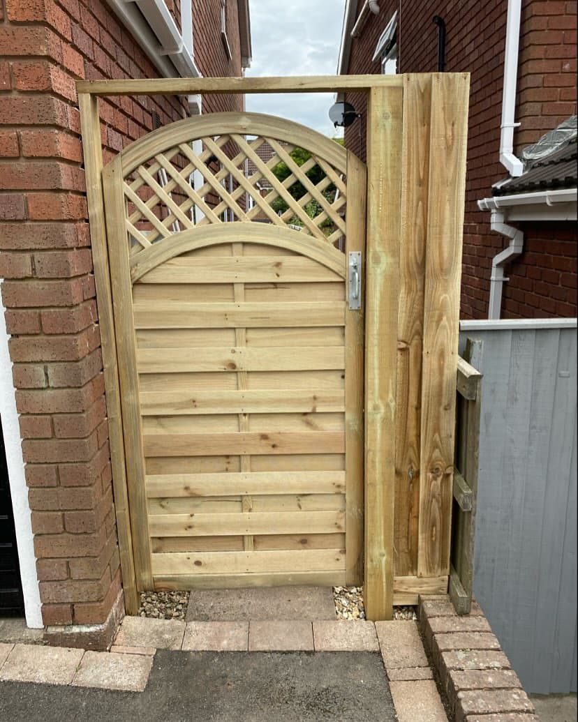 Timber gate installation