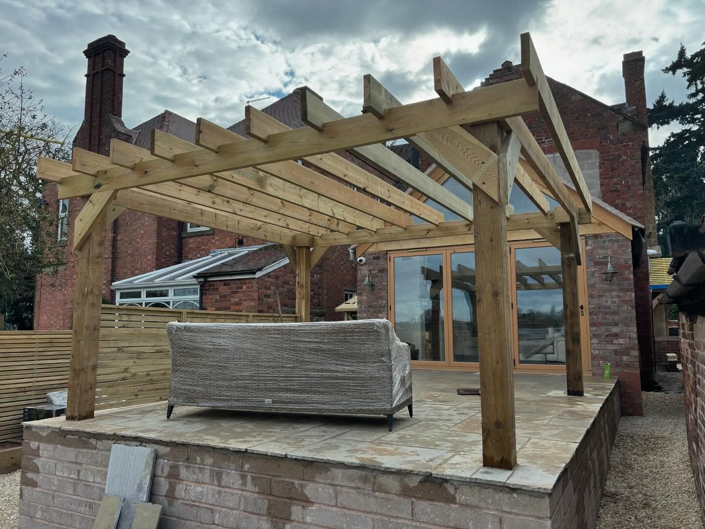 Timber pergola build